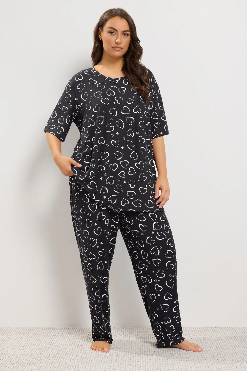 Yours Curve Black Heart Print Wide Leg Pyjama Set - 30-32 Image 2