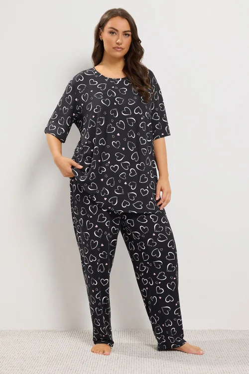 Yours Curve Black Heart Print Wide Leg Pyjama Set - 30-32 Image 2