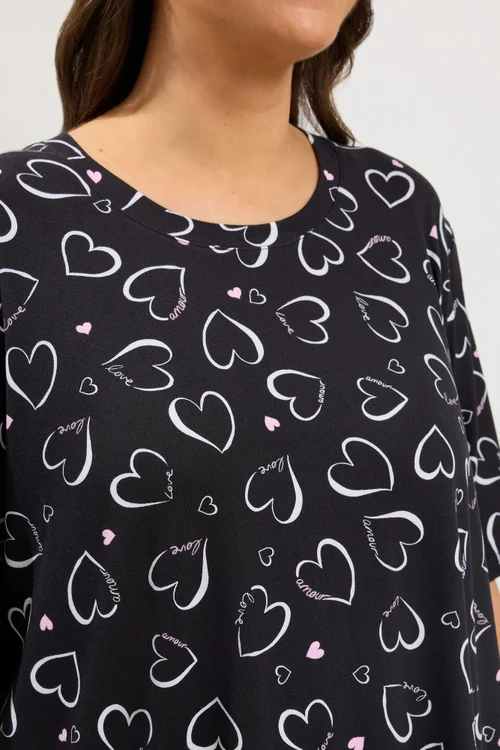 Yours Curve Black Heart Print Wide Leg Pyjama Set - 30-32 Image 4
