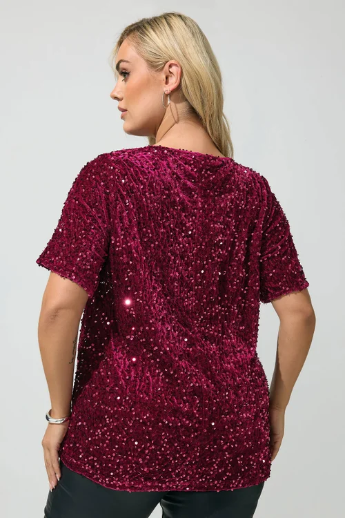 Yours London Curve Red Sequin Velvet T-Shirt - 30-32 Image 3