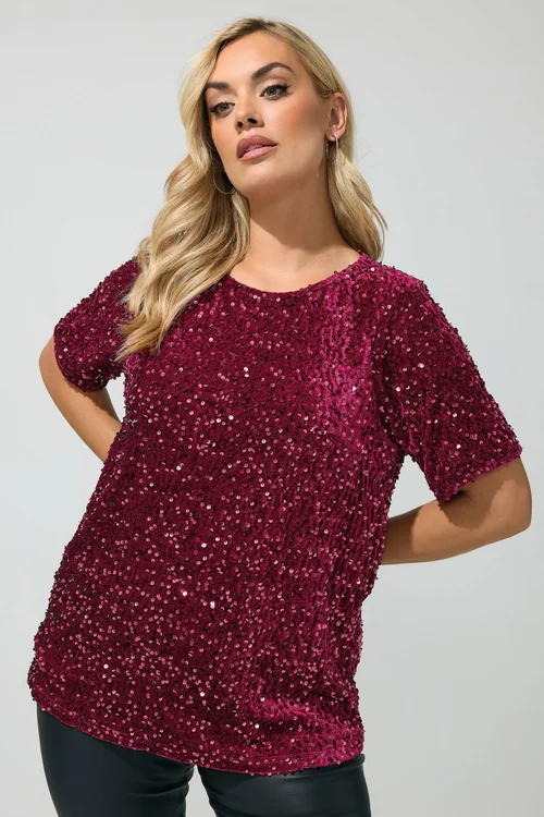 Yours London Curve Red Sequin Velvet T-Shirt - 30-32 Image 1