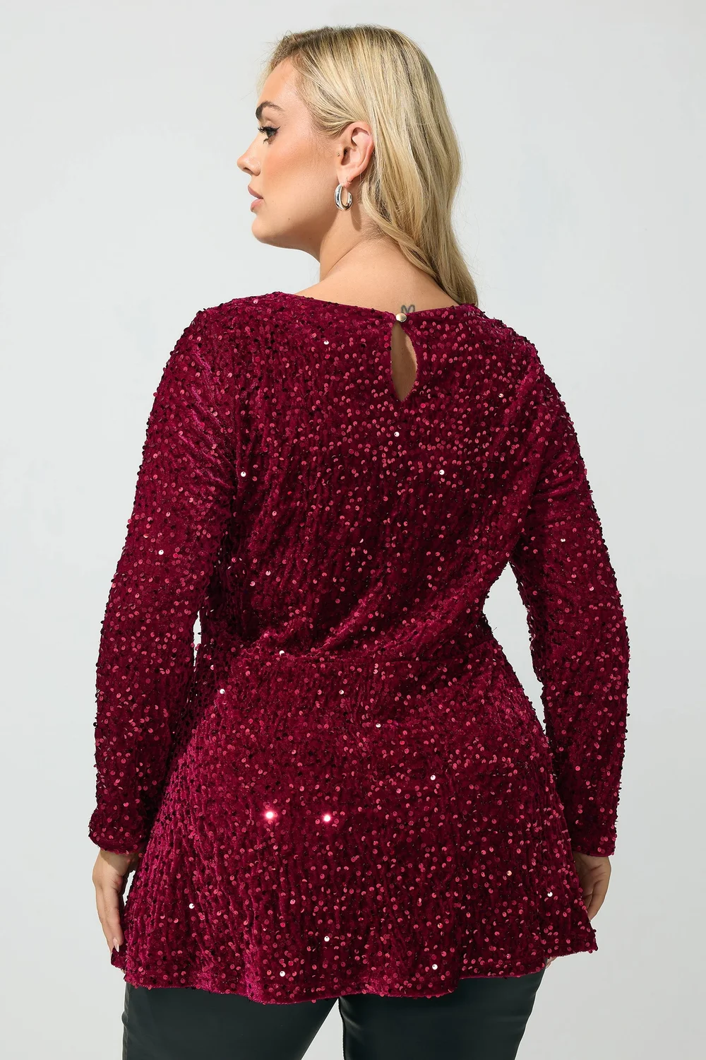 Yours London Curve Burgundy Red Sequin Velvet Keyhole Top - 16 Image 3