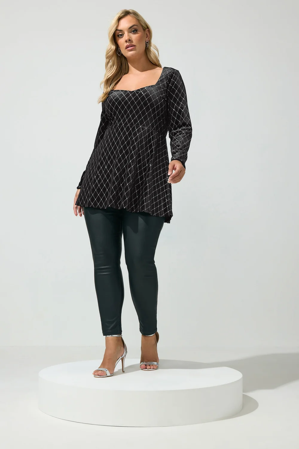 Yours London Curve Black Velvet Glitter Square Neck Top - 18 Image 2