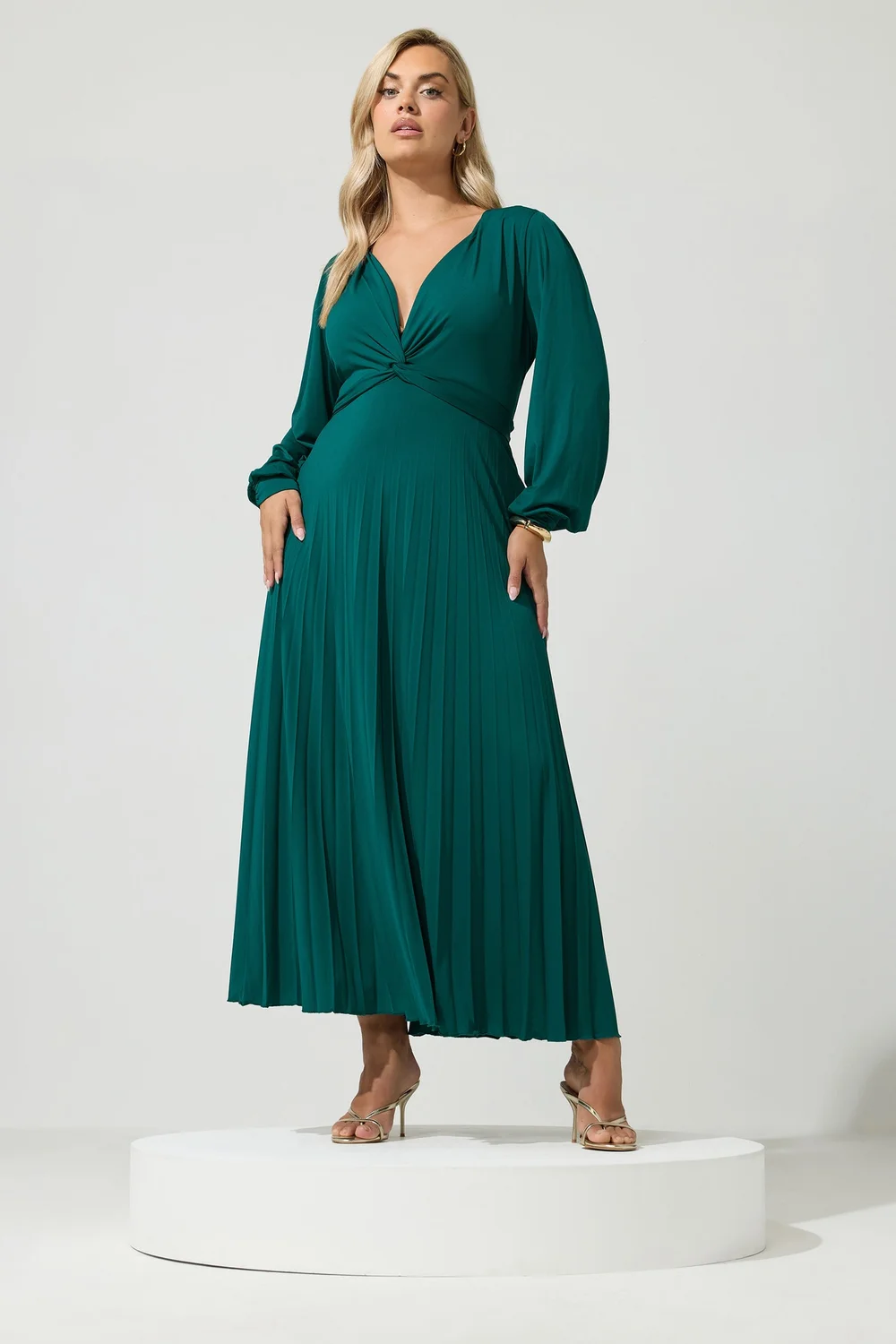 Yours London Curve Green Knot Long Sleeve Maxi Dress - 20 Image 1