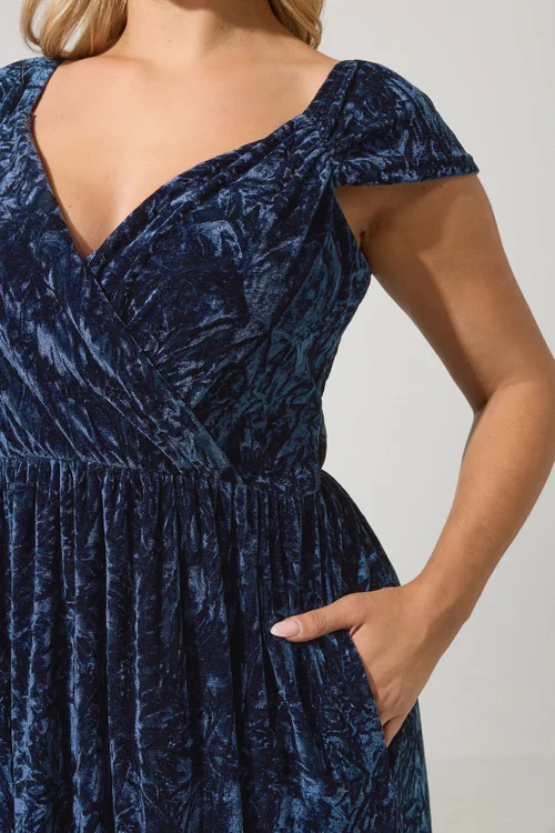 Yours London Curve Blue Velvet Dress - 24 Image 4