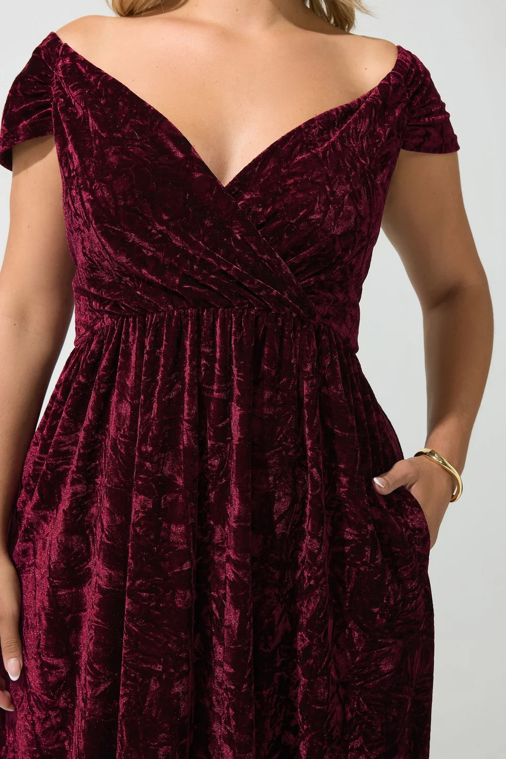 Yours London Curve Red Velvet Midi Dress - 24 Image 4
