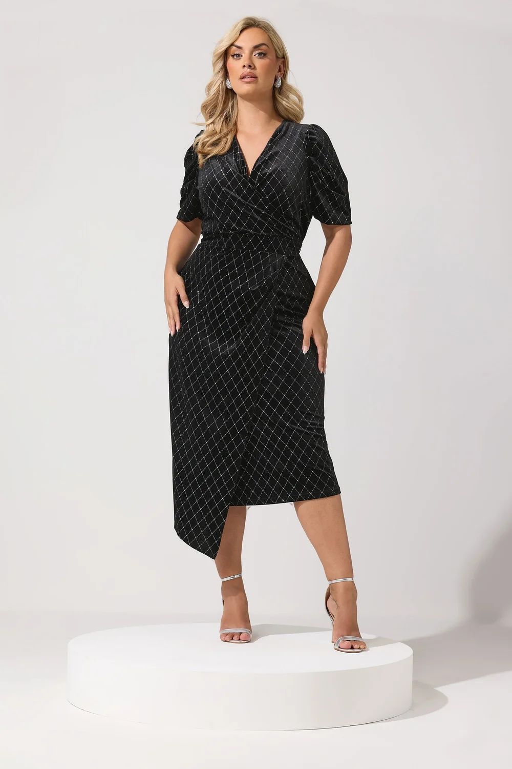 Yours London Curve Black Velvet Glitter Wrap Dress - 20 Image 1