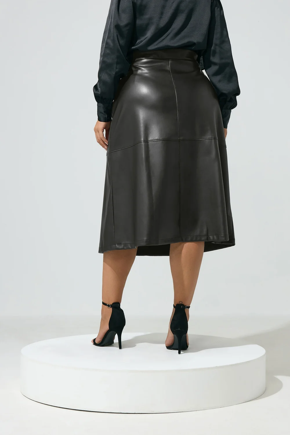 Yours London Curve Black Faux Leather Skirt - 22 Image 3