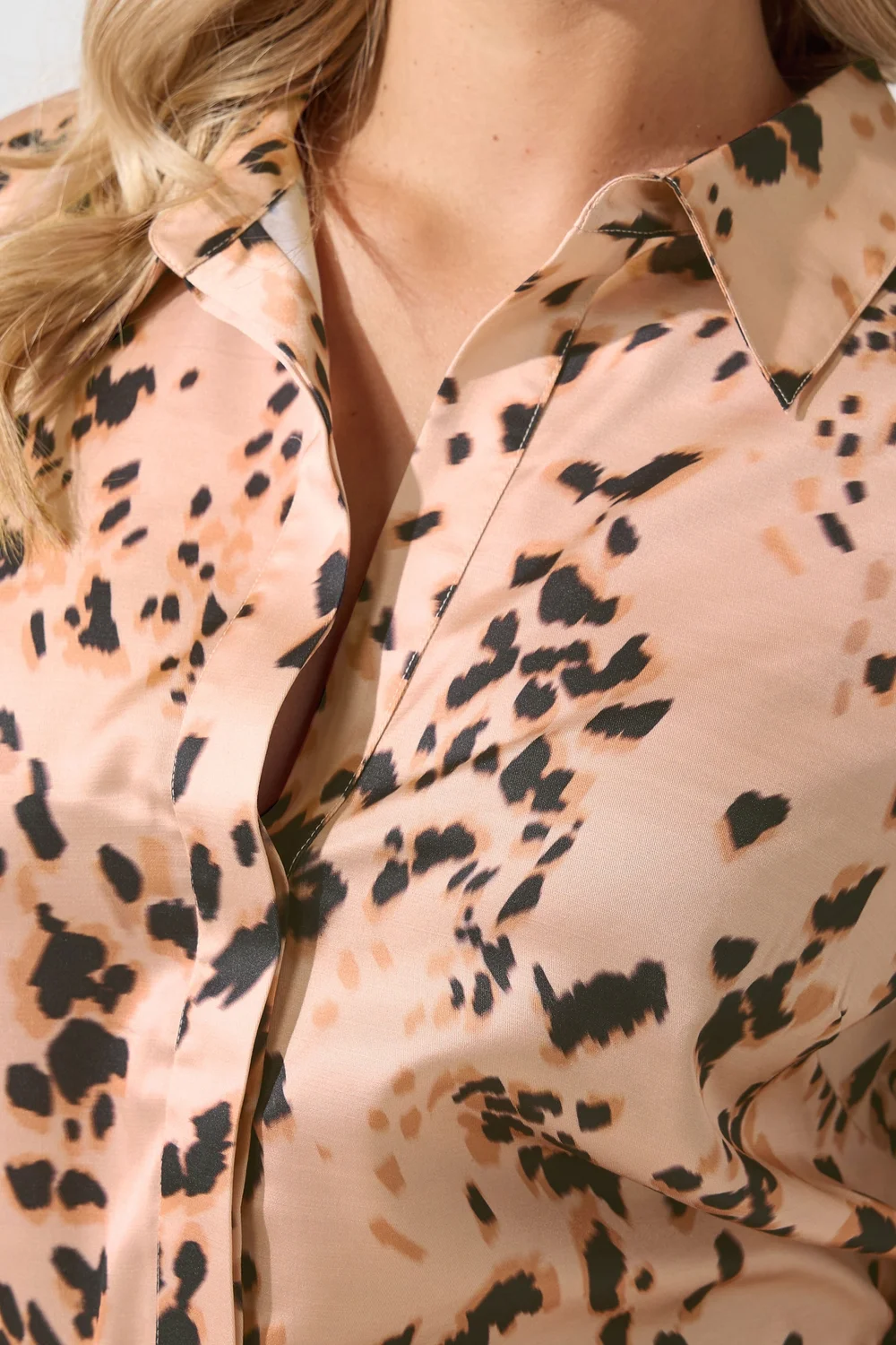 Yours London Curve Brown Animal Satin Shirt - 20 Image 5