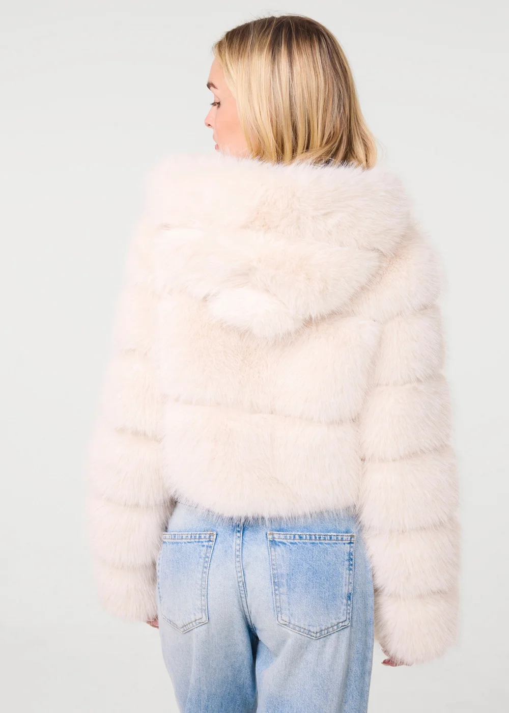 Pink Vanilla Cream Hooded Faux Fur Cropped Coat - M/L Image 4