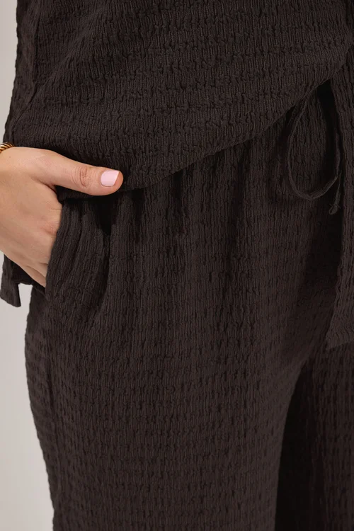 Yours Curve Chocolate Brown Wide Leg Crinkle Trousers - 22-24/L28 Image 5