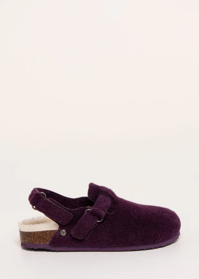 Brakeburn Burgundy Arctic Plush Slipper