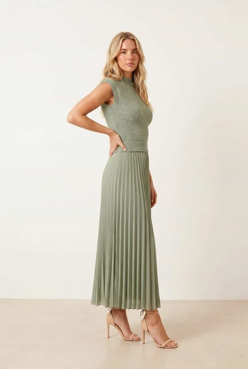 Style Cheat Sage Knit Pleated Skirt Dress - 8 Image 2