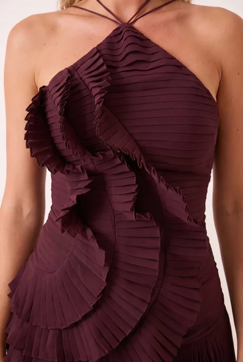 Style Cheat Pleated Halter Tie Maxi Dress in Mulberry - 10 Image 2