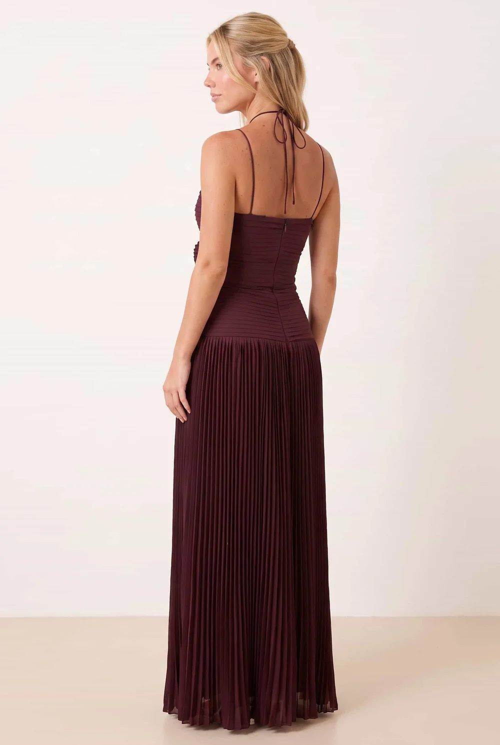 Style Cheat Pleated Halter Tie Maxi Dress in Mulberry - 10 Image 4