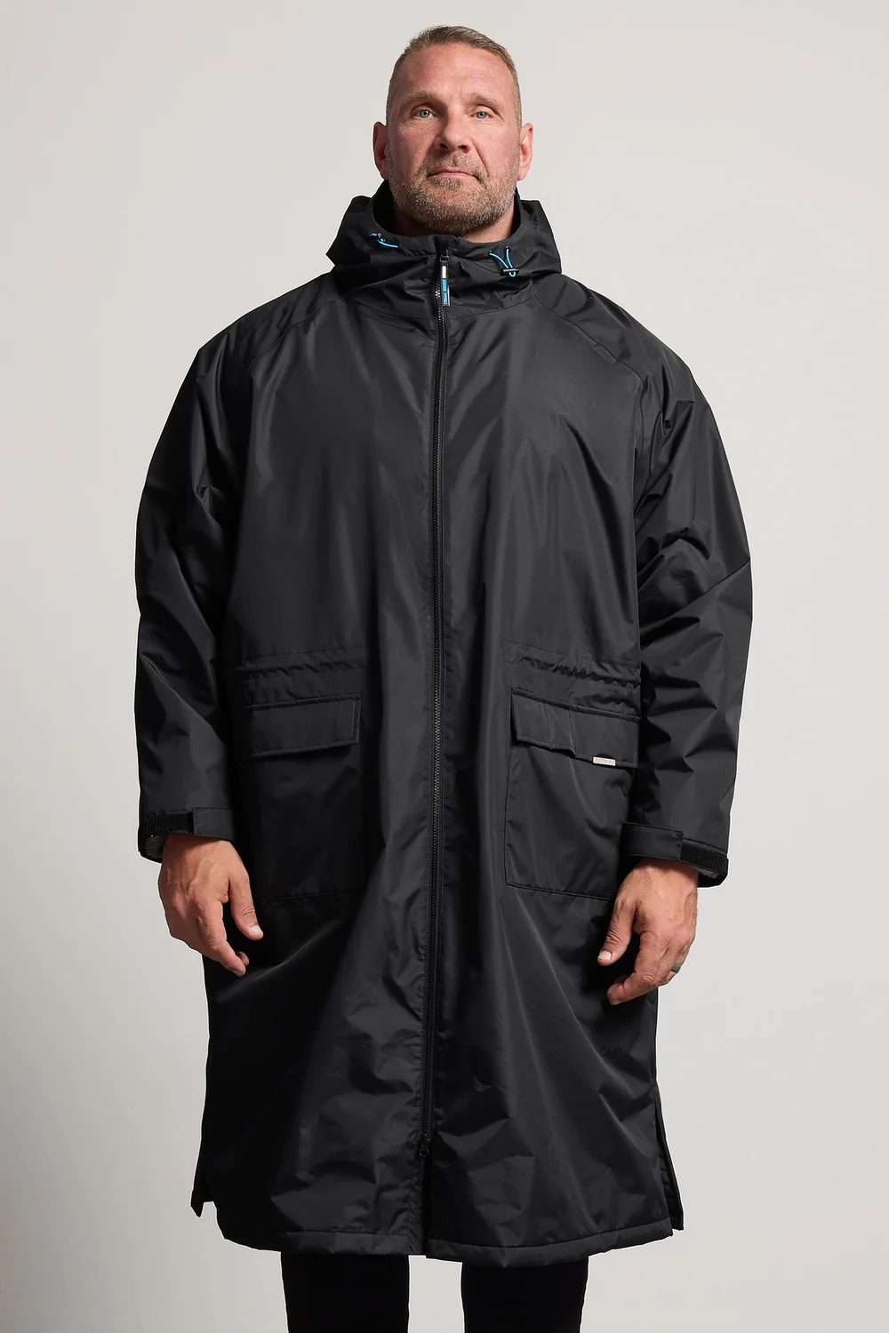 BadRhino Black Waterproof Fleece Lined Changing Robe - XL-2XL Image 1