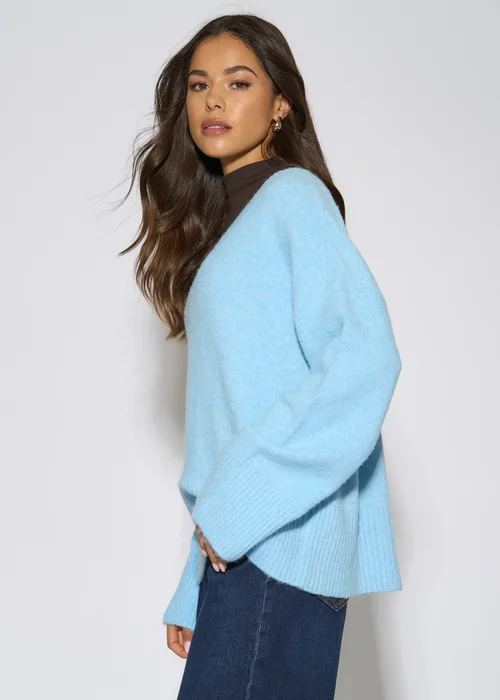 Gini London Blue Deep V Bright Blue Recycle Mix Knit Jumper - M/L Image 4
