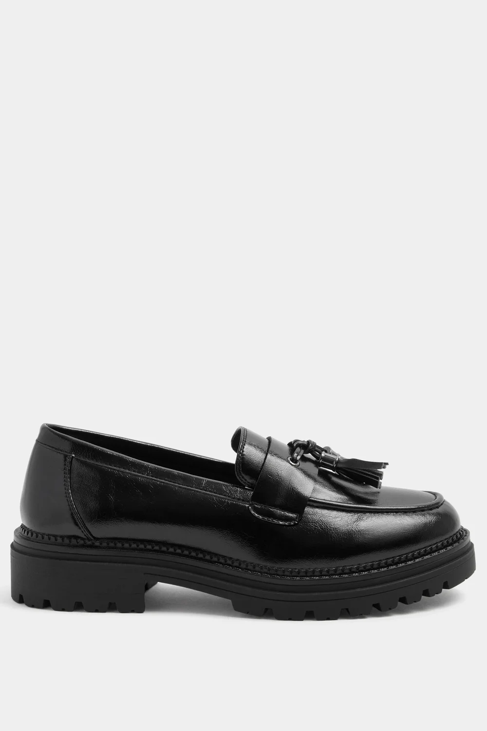 Yours Black Tassel Faux Leather Loafers In Wide E Fit - 4 Wide Image 1