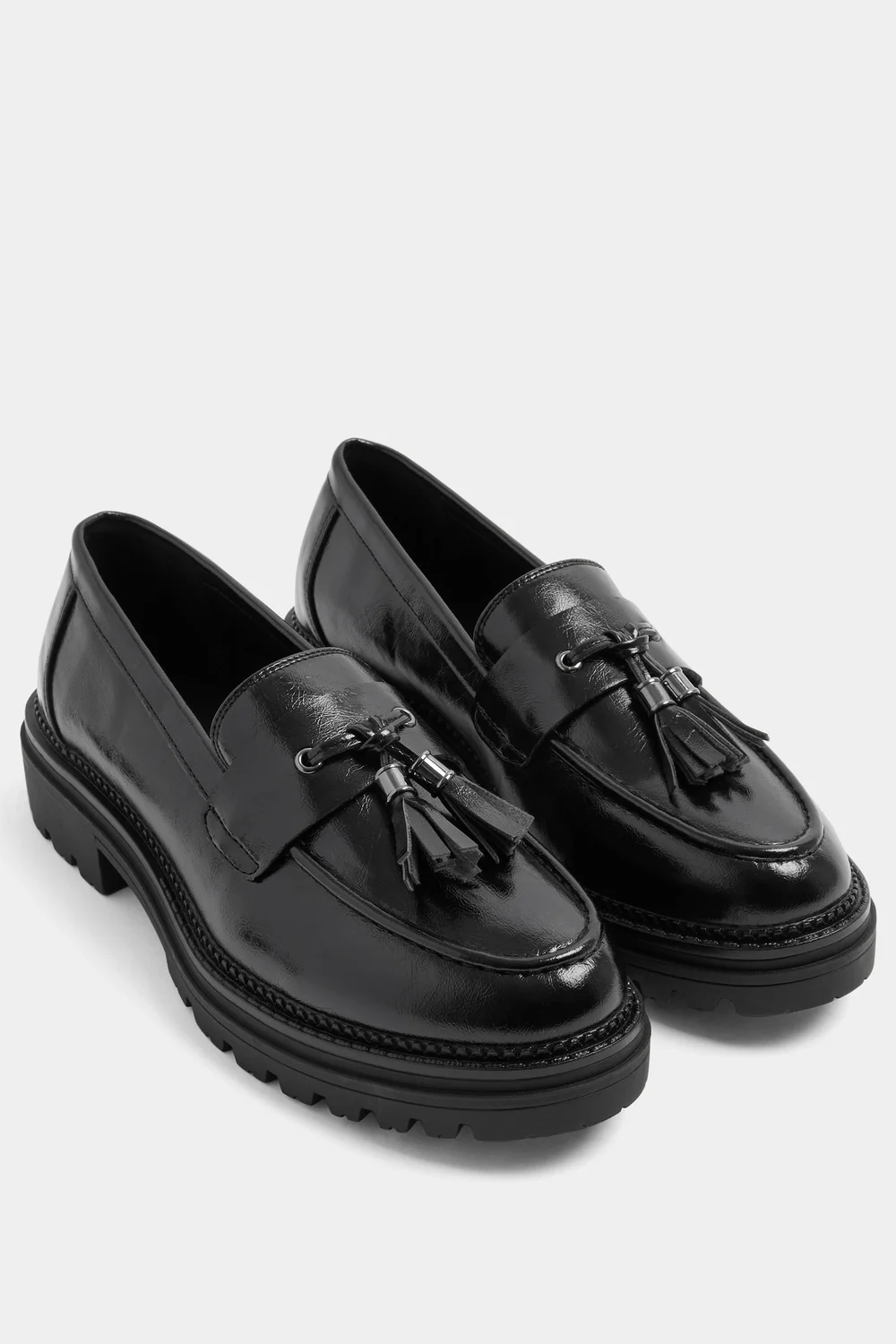 Yours Black Tassel Faux Leather Loafers In Wide E Fit - 4 Wide Image 3