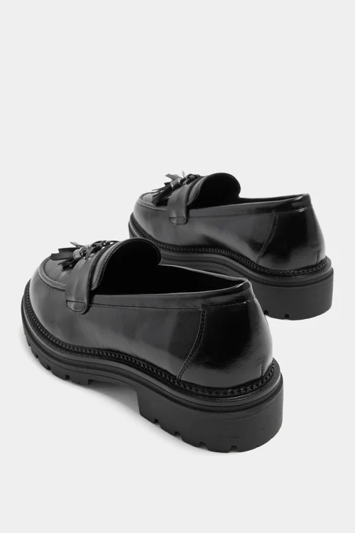 Yours Black Tassel Faux Leather Loafers In Wide E Fit - 4 Wide Image 4