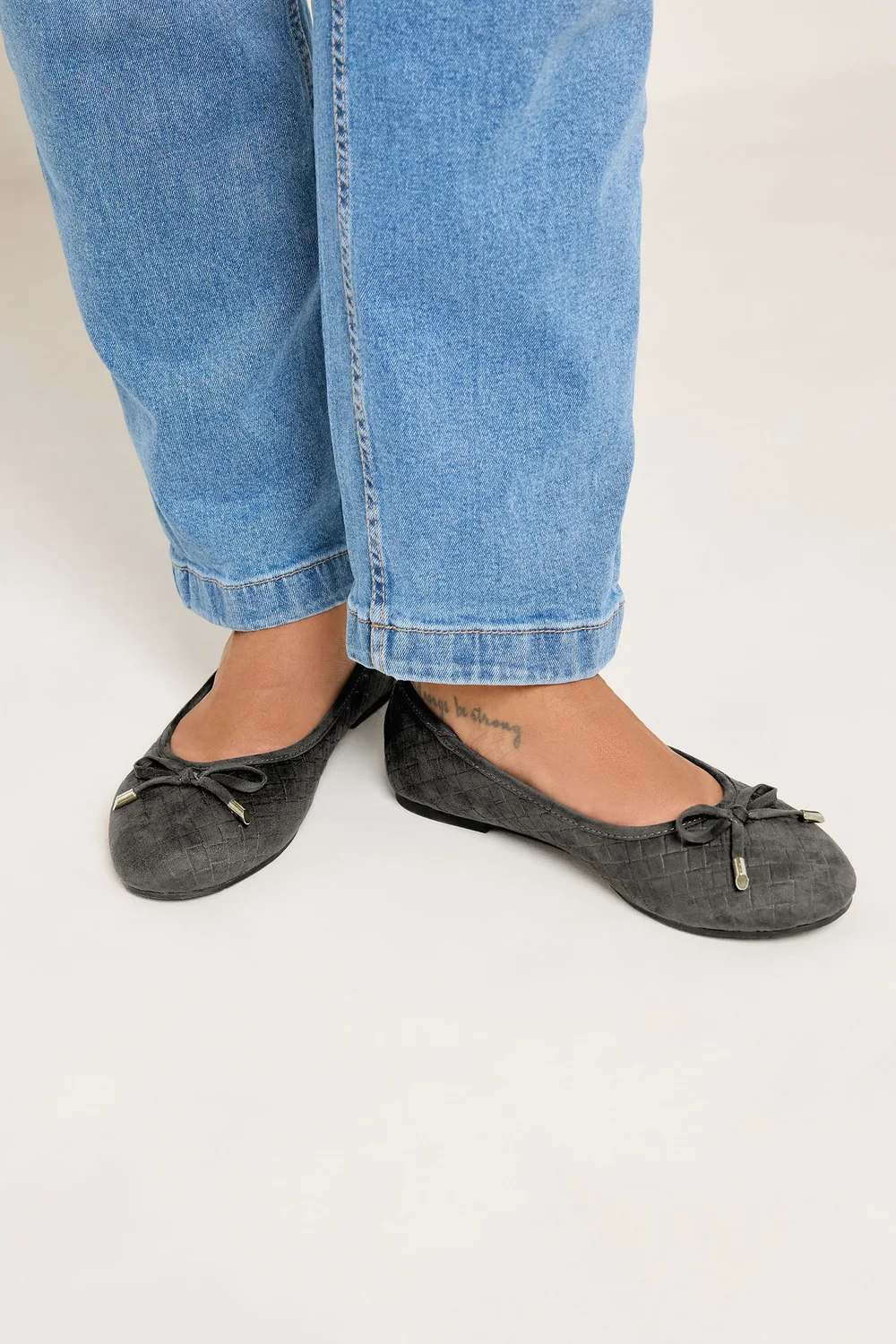 Yours Grey Woven Ballerina Pumps In Wide E Fit & Extra Wide EEE Fit - 6 Wide Image 2