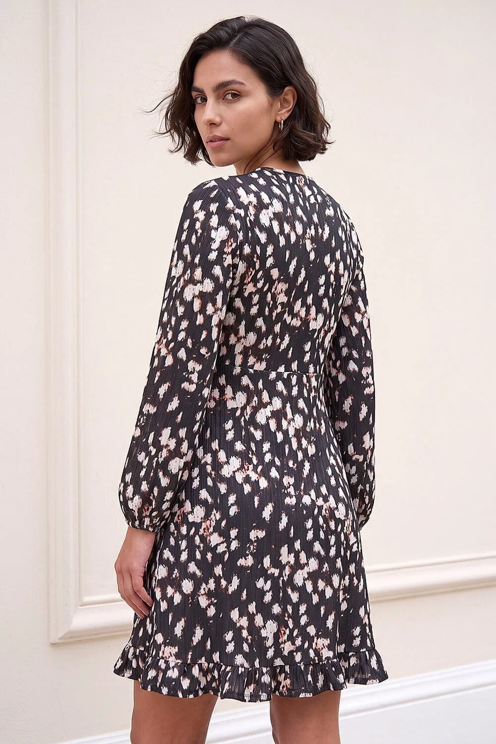 Roman Black Keyhole Frill Dress - 18 Image 3