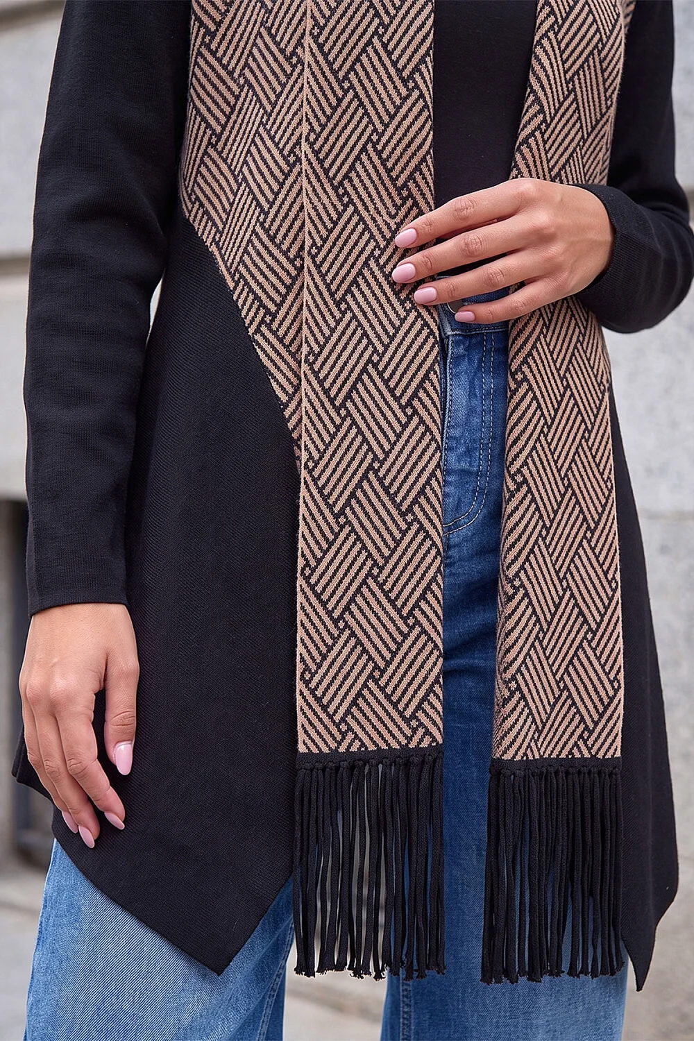 Roman Black Patterned Fringe Cardigan - 14 Image 4
