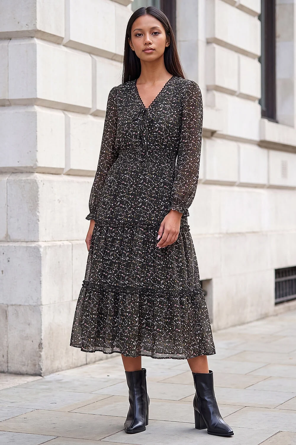Roman Black Petite Ditsy Tiered Midi Dress - 18 Image 2