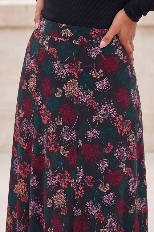 Roman Red Floral Print Stretch Skirt - 16 Image 4