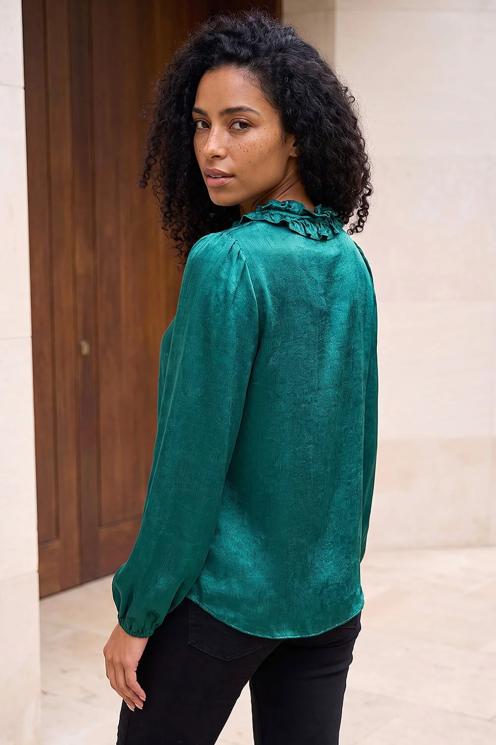 Roman Green Crinkle Satin Frill V-Neck Top - 18 Image 4