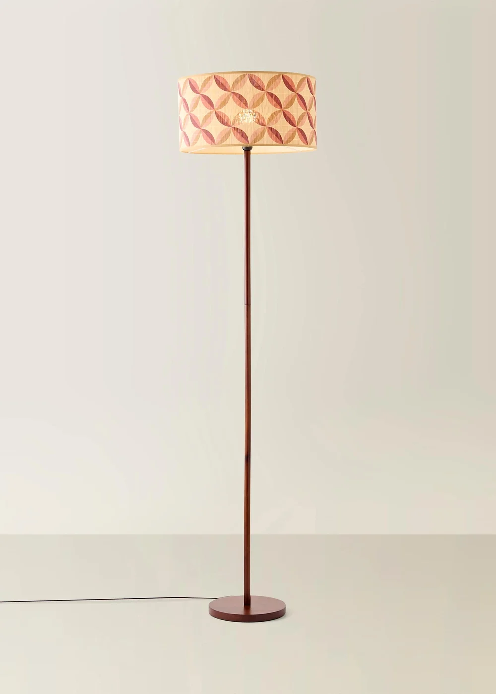 ValueLights Heather Dark Wood Stem Floor Lamp with Geometric Bamboo Drum Shade - One Size Image 3