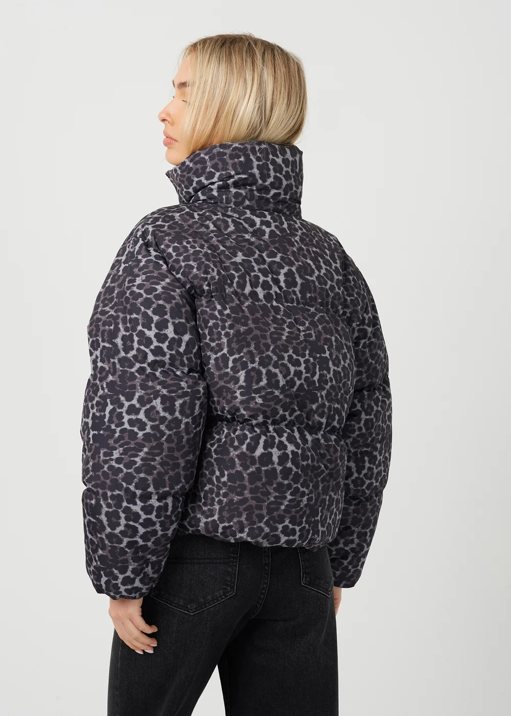 Brave Soul Grey Leopard Print Short Puffer Jacket - 12 Image 2