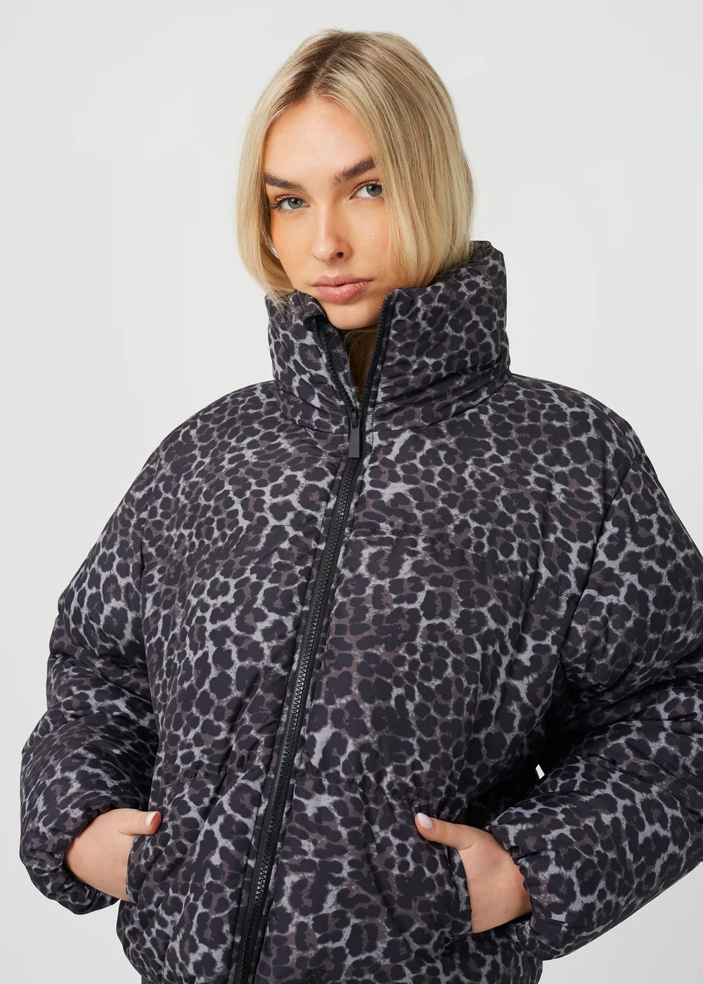 Brave Soul Grey Leopard Print Short Puffer Jacket - 12 Image 4