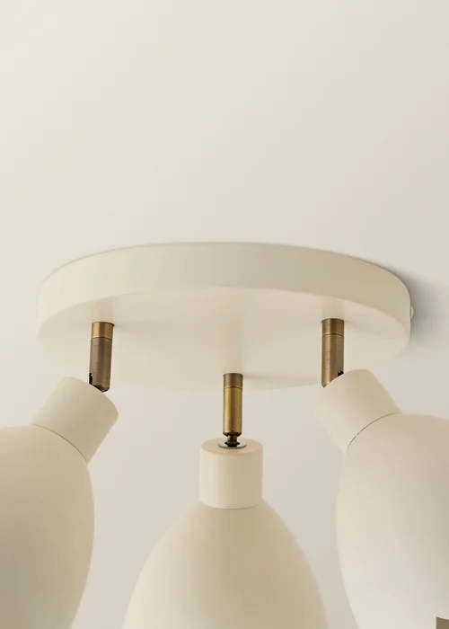 ValueLights Millie Cream Flower Scallop 3 Way Spotlight - One Size Image 6