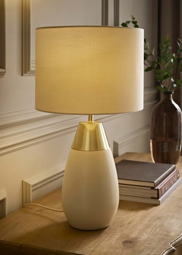 ValueLights Hurst Cream Large Touch Table Lamp