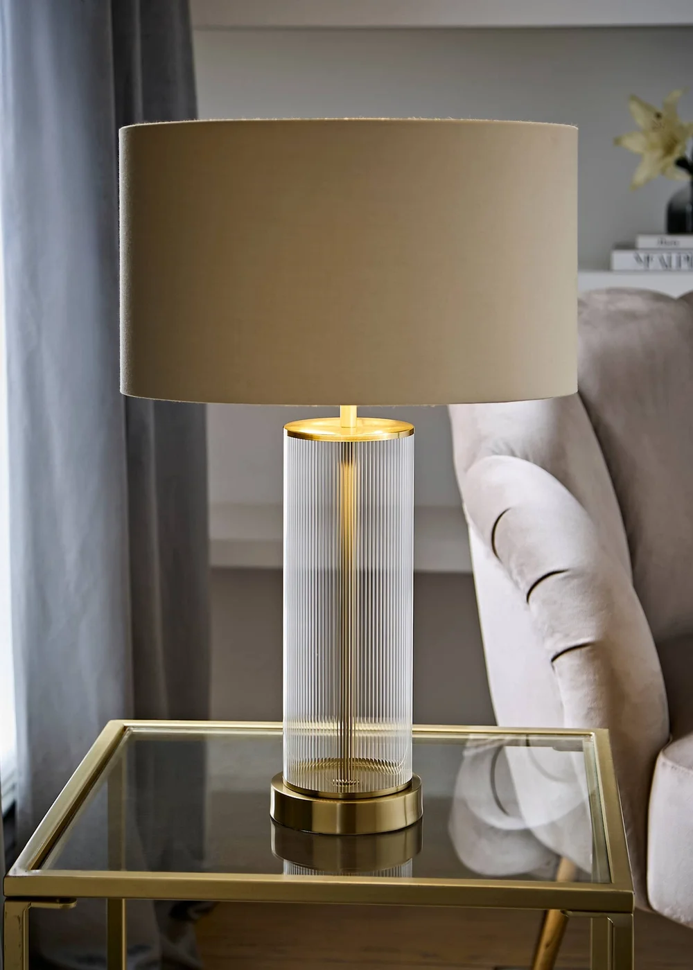 ValueLights Calin Brushed Gold Ribbed Glass Table Lamp Base with Beige & Gold Inner Drum Shade - One Size Image 1