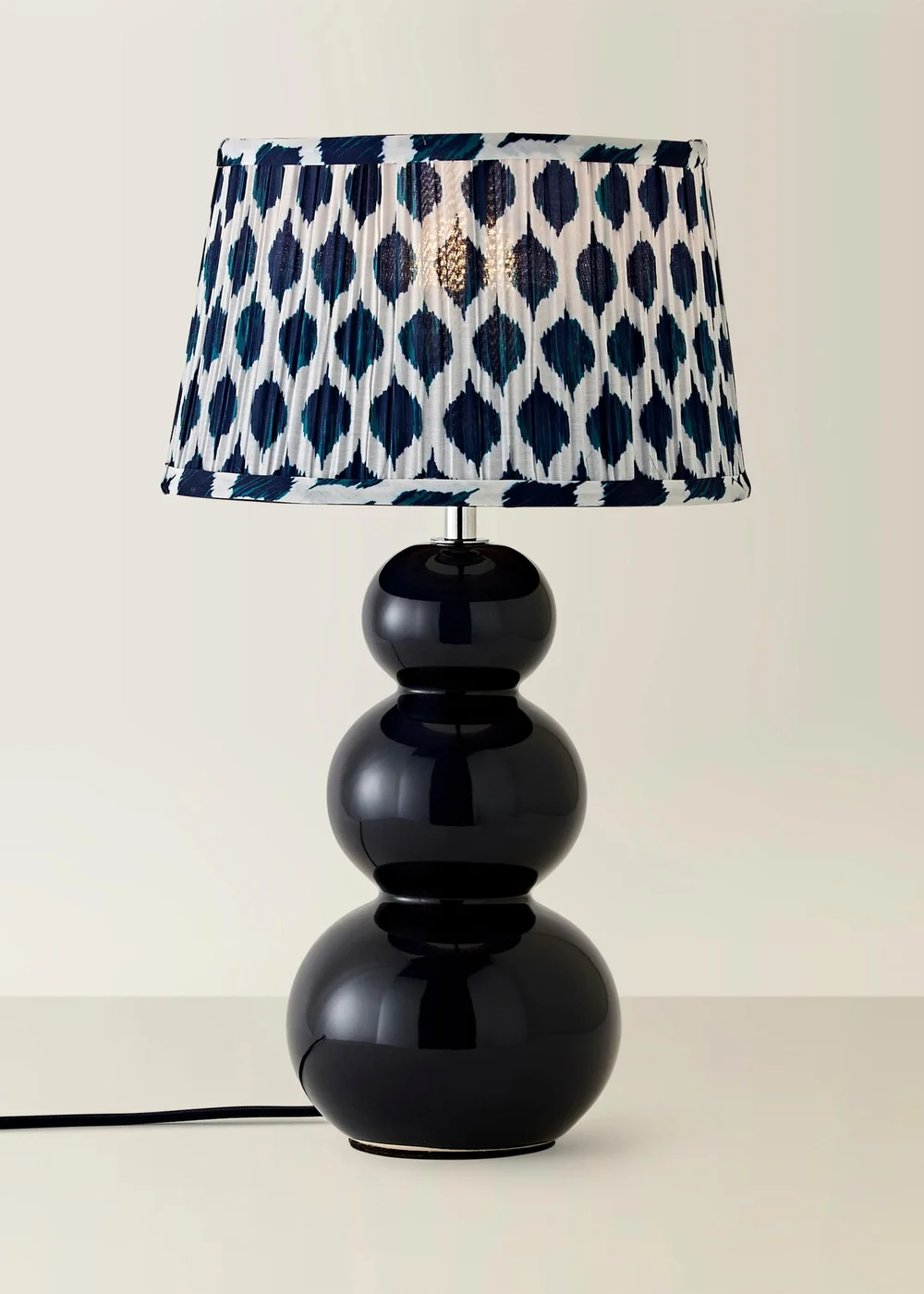 ValueLights Edie Navy Ceramic Bobble Table Lamp with Ikat Pleated Shade - One Size Image 3