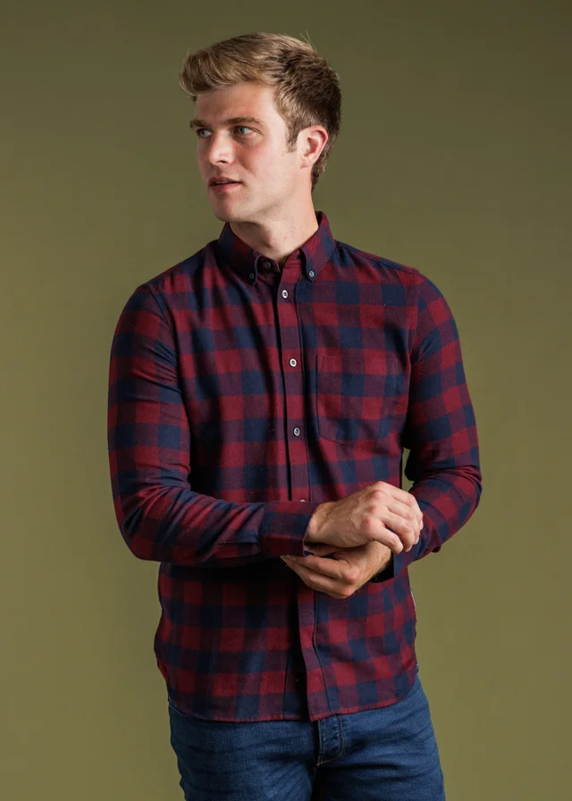 French Connection Burgundy Cotton Large Gingham Flannel Long Sleeve Shirt