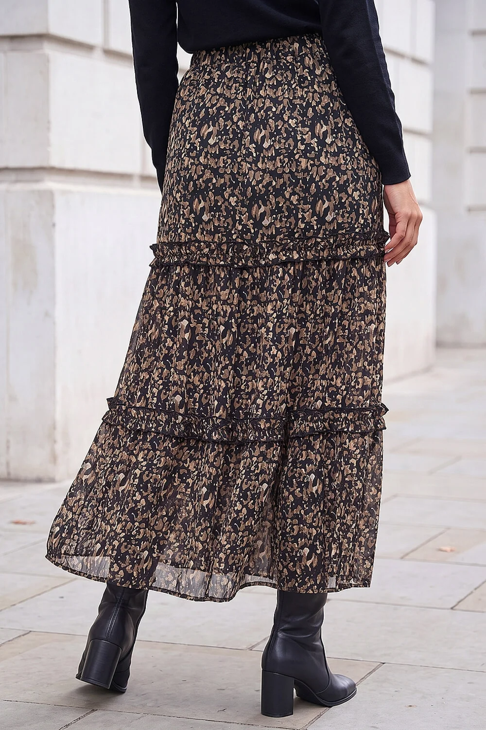 Roman Black Tiered Chiffon Skirt - 18 Image 3