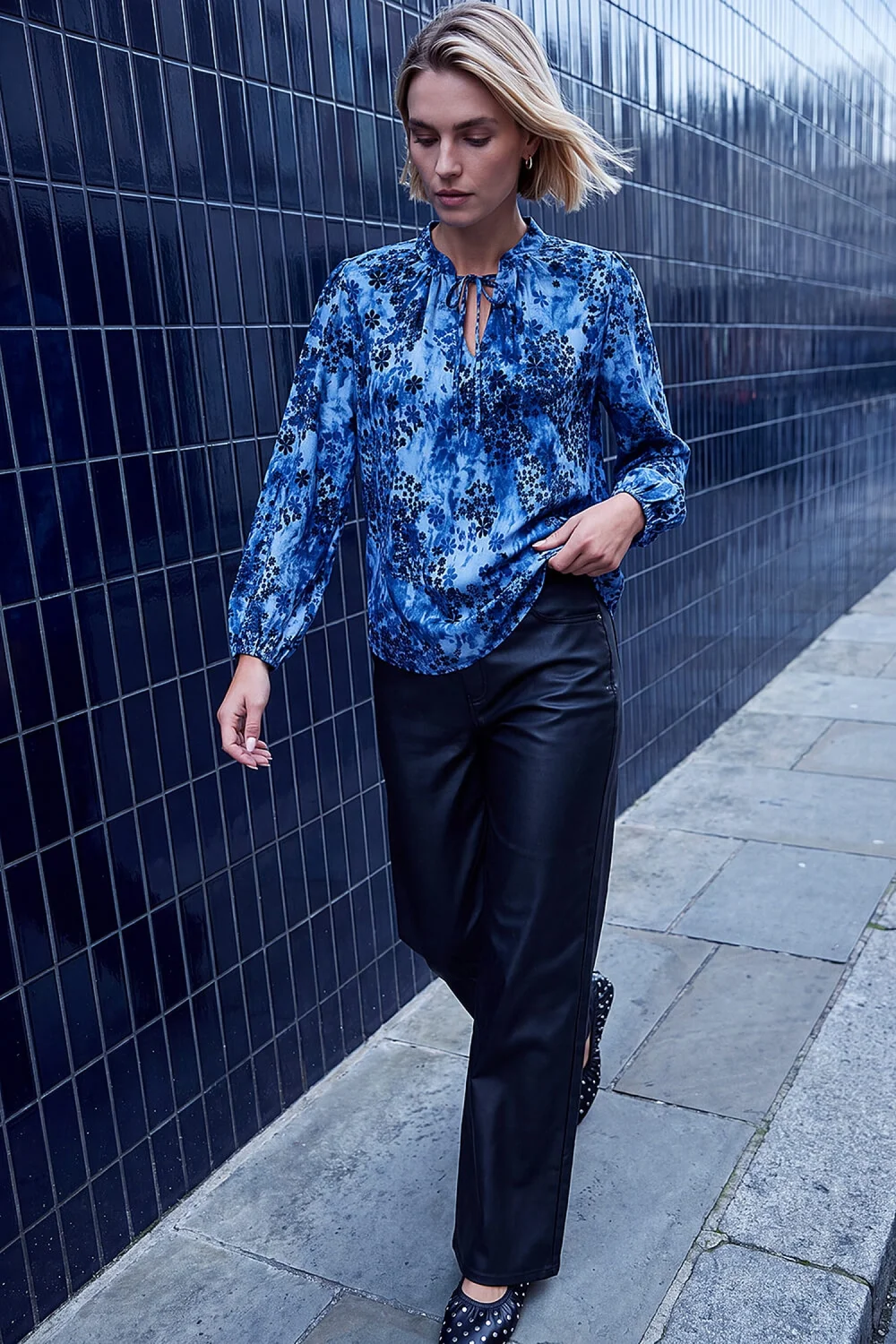 Roman Blue Tie Neck Top - 14 Image 3