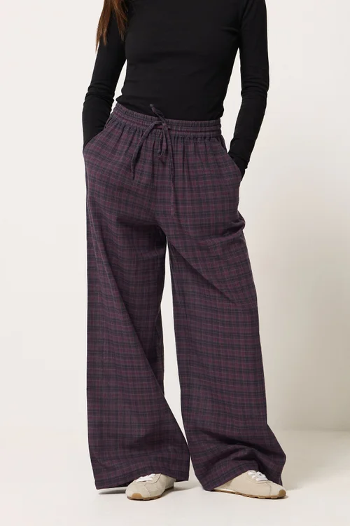 PixieGirl Petite Burgundy Red Brushed Check Wide Leg Trousers - 6 Image 3