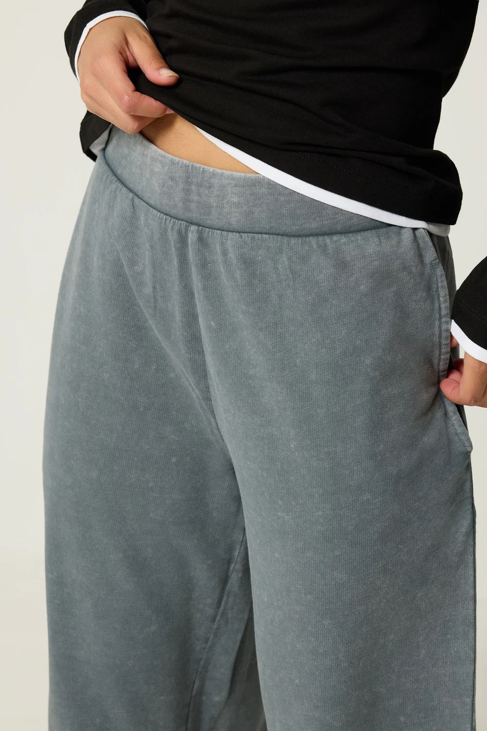 PixieGirl Petite Grey Acid Wash Wide Leg Stretch Joggers - 16/L27 Image 4