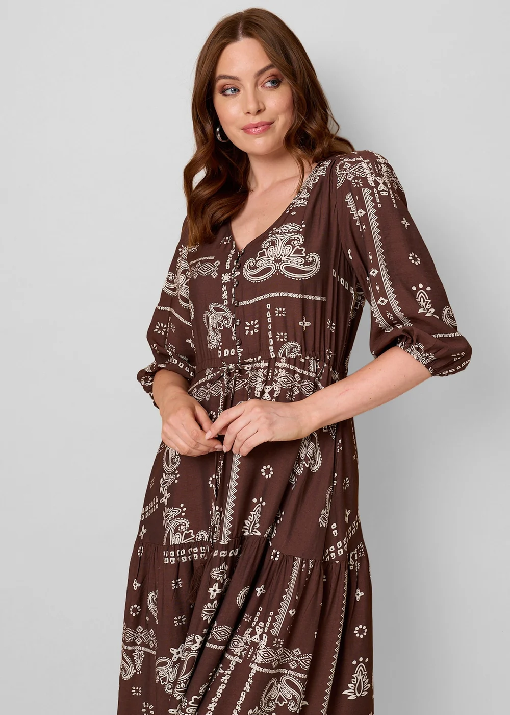 Izabel London Chocolate Printed 3/4 Sleeve Tie Maxi Dress - 18 Image 4