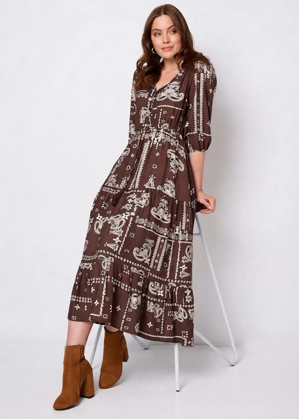 Izabel London Chocolate Printed 3/4 Sleeve Tie Maxi Dress - 18 Image 3