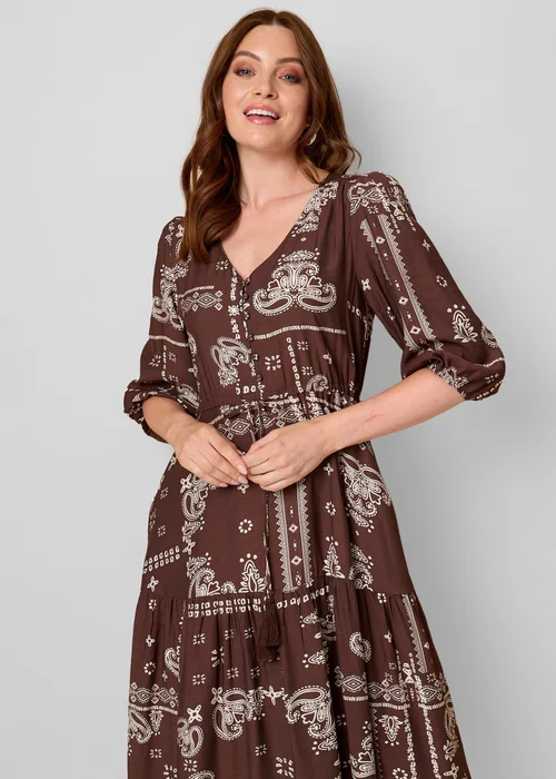 Izabel London Chocolate Printed 3/4 Sleeve Tie Maxi Dress - 18 Image 2