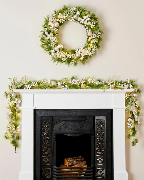 WeRChristmas White Berry Mixed-Tip Pre-Lit Artificial Christmas Garland 50 Warm White Leds 9 Ft - No Size Image 3