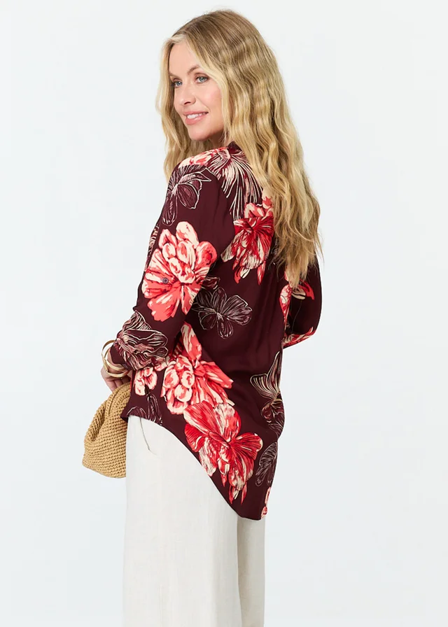 Izabel London Berry Floral V-Neck 3/4 Sleeve Relaxed Blouse