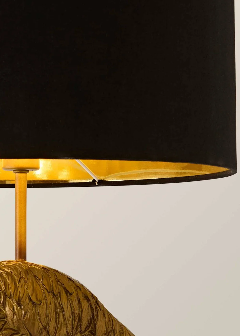 ValueLights Flo Flamingo Table Lamp with Black & Gold Inner Shade and Warm White Bulb - One Size Image 4