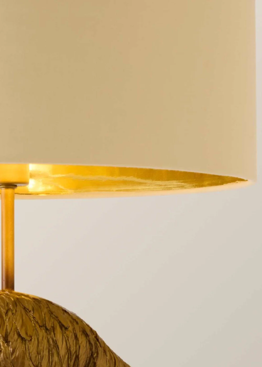 ValueLights Flo Flamingo Table Lamp with Beige & Gold Inner Shade and Warm White Bulb - One Size Image 4