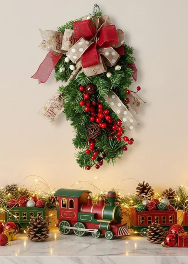 Lifeideas Green Rustic Upside‑Down Christmas Swag 60cm